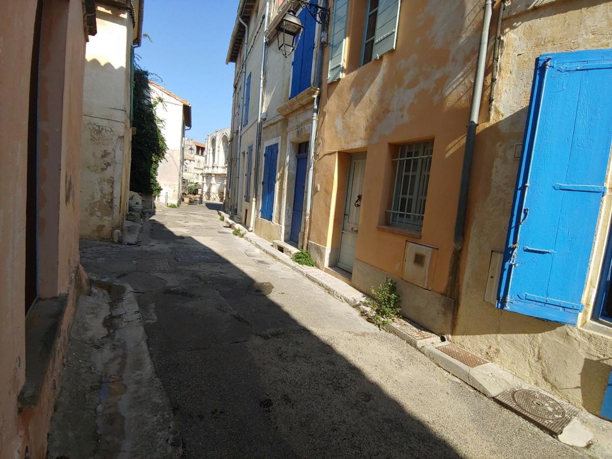 Charmante Maison Arlesienne A L'Ombre Des Arenes, De 2 A 5P Εξωτερικό φωτογραφία