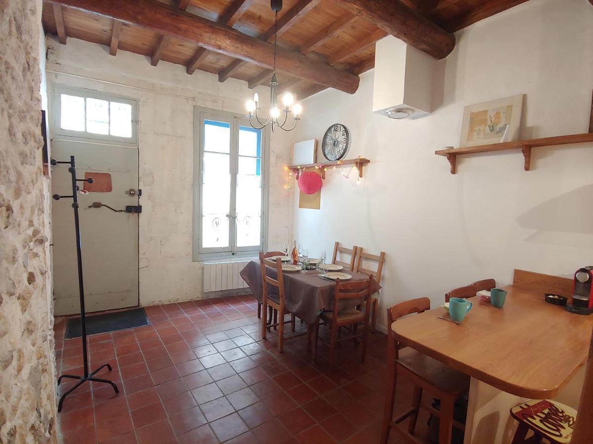Charmante Maison Arlesienne A L'Ombre Des Arenes, De 2 A 5P Εξωτερικό φωτογραφία
