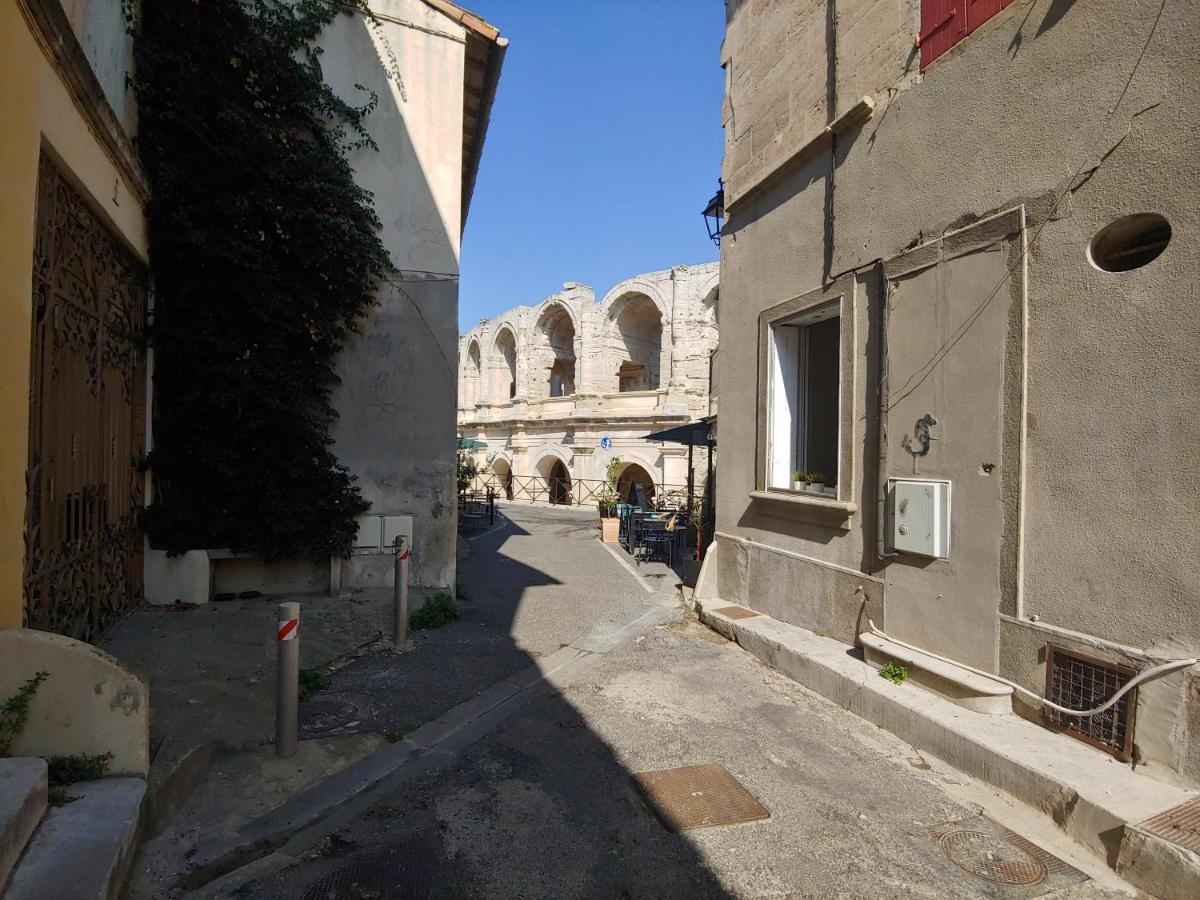 Charmante Maison Arlesienne A L'Ombre Des Arenes, De 2 A 5P Εξωτερικό φωτογραφία