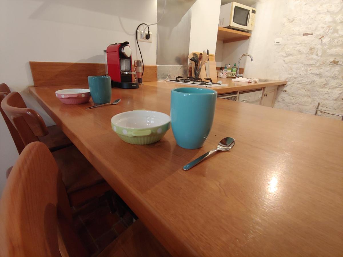Charmante Maison Arlesienne A L'Ombre Des Arenes, De 2 A 5P Εξωτερικό φωτογραφία