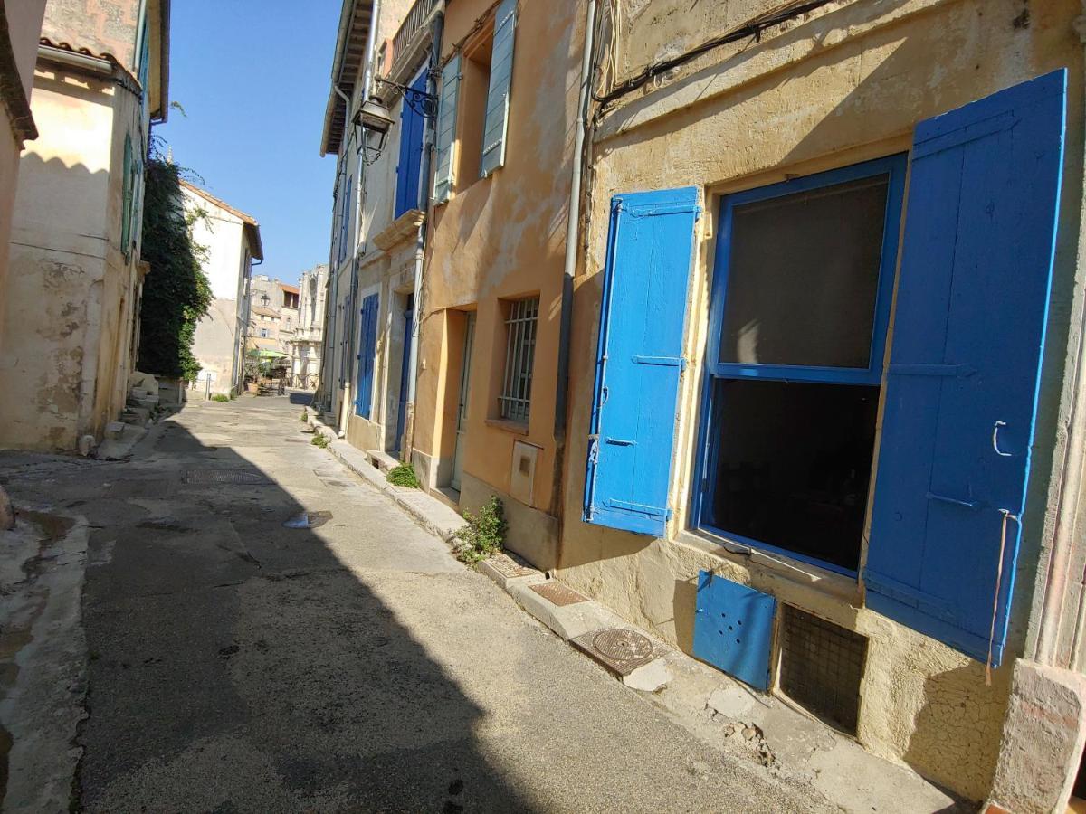 Charmante Maison Arlesienne A L'Ombre Des Arenes, De 2 A 5P Εξωτερικό φωτογραφία